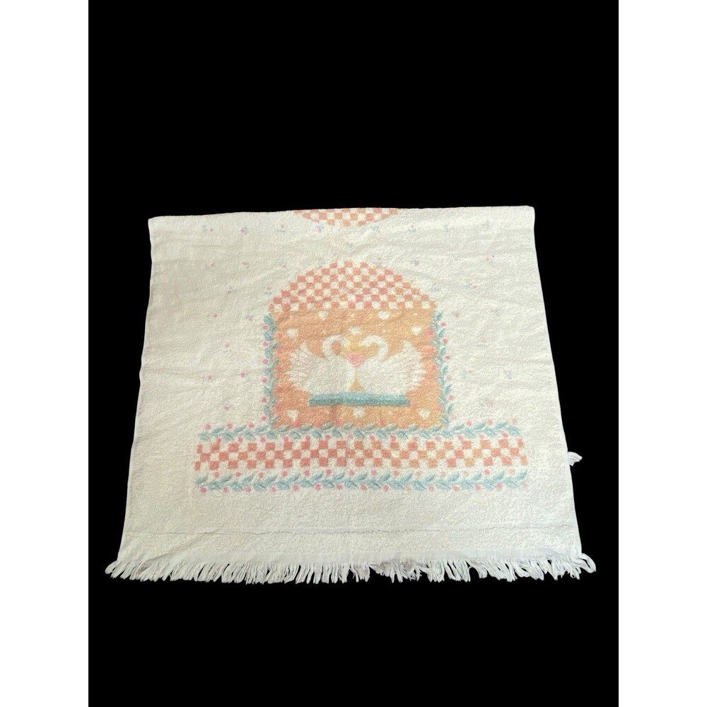 Vtg Pink Checkered Floral Swan Grandma Core Cottage Full Bath Towel